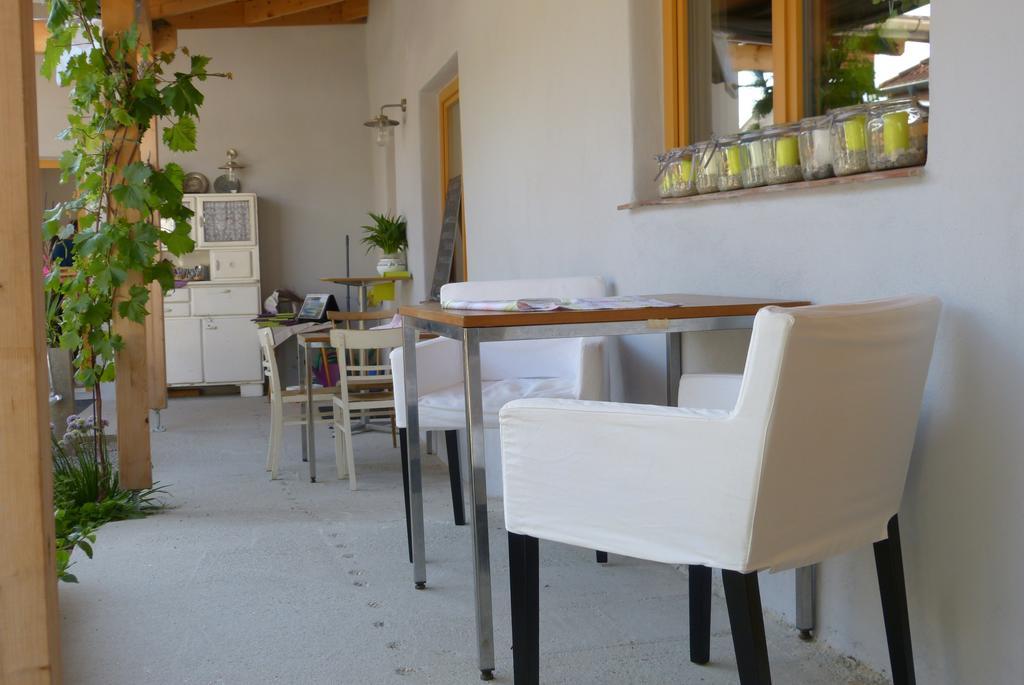 Traubengarten Winkler Niederhollabrunn Exteriör bild